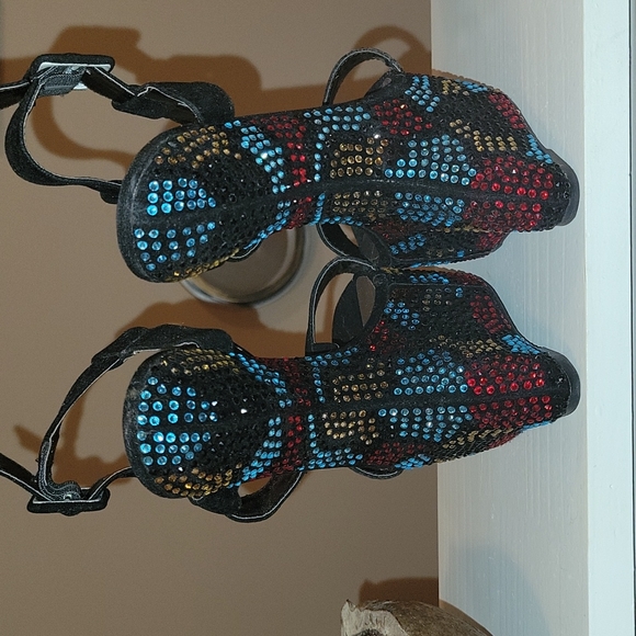 SOLD Platform Curve Heeled Platform - Picture 6 of 13